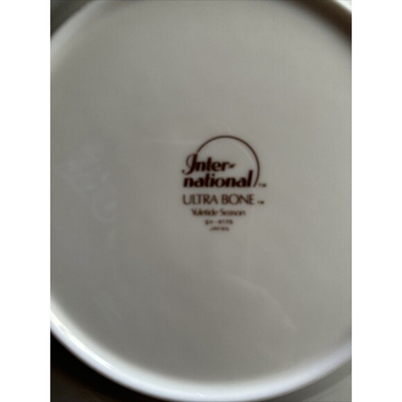 Vintage International UltraBone YULETIDE SEASON Set 4 Appetizer Plates Art Deco - Picture 6 of 6